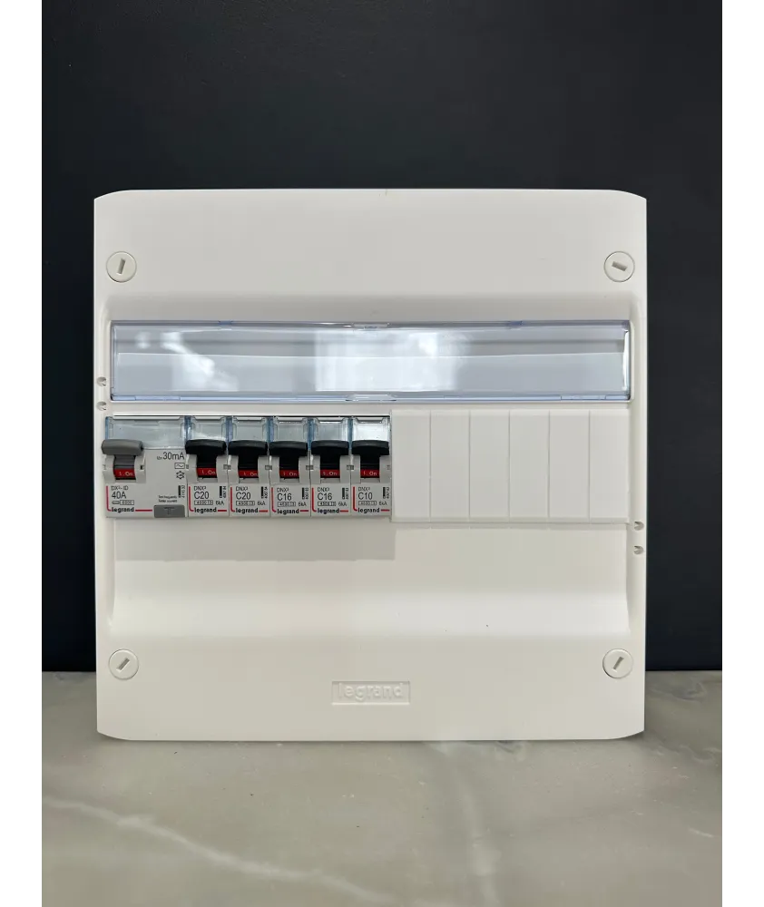 Tableau électrique 1 rangée assemblée par Elec discount avec composant Legrand : ID40AC