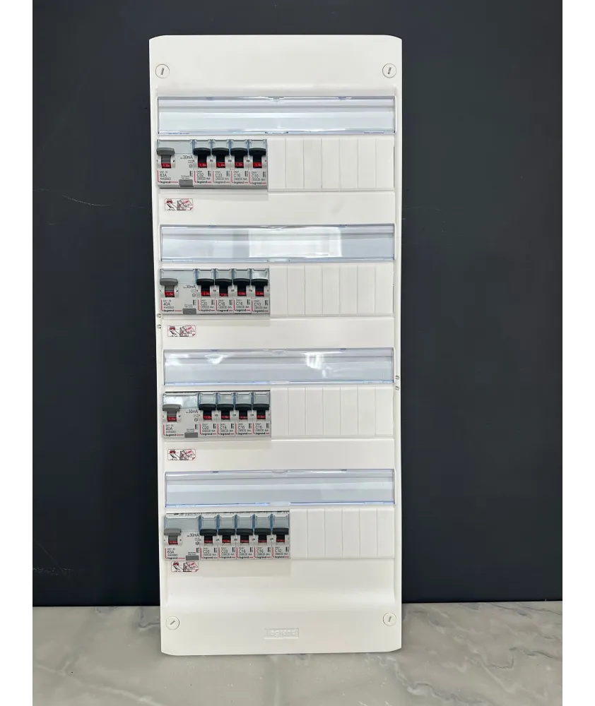 Tableau électrique 4 rangée assemblé par Elec discount avec composant Legrand : 2ID632ID40