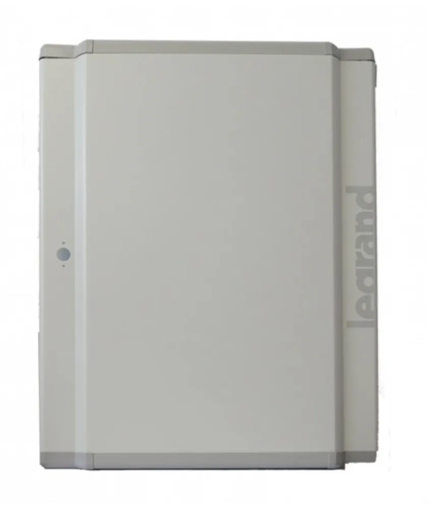LEGRAND 020254 - PORTE GALBÉE MÉTAL, POUR COFFRET 4 RANGÉES DE 24 MODULES