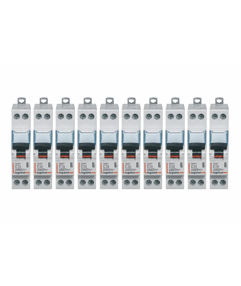 Lot de 10 Disjoncteurs DNX 10A - Uni+N -230V- À Vis (406773)